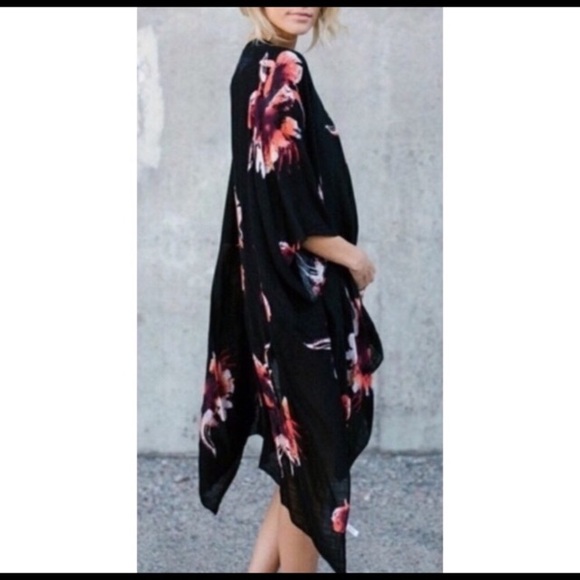 Floral kimono - Picture 3 of 4